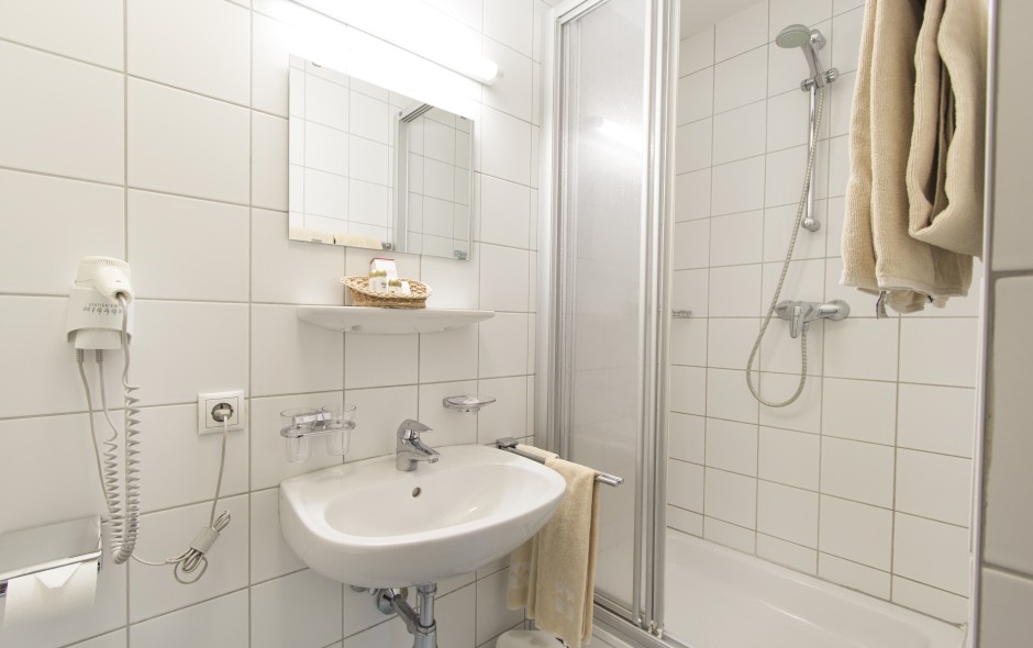 Badezimmer in der Suite im Ennshof Flachau